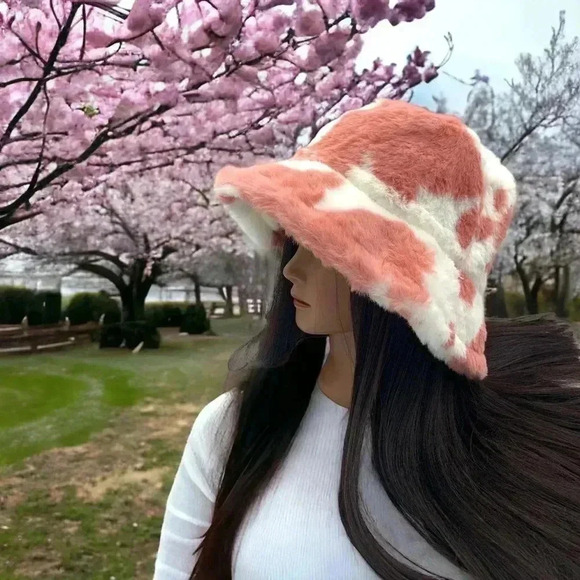 Boutique Minky Soft Pink and White Cow Print Bucket Hat Pumpkin Patch Fall Walks - Picture 1 of 6